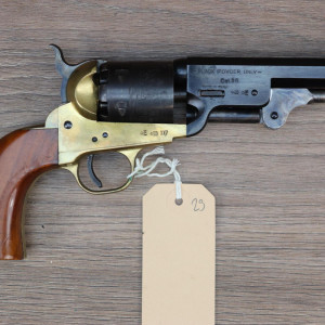Revolver Uberti Western's arms