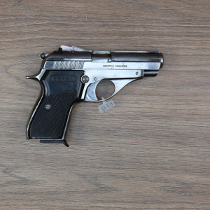 Pistolet semi-automatique, BERSA LUSBER 844